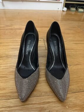 Enzo Angiolini Black and Silver Pointed Toe Evening Pumps